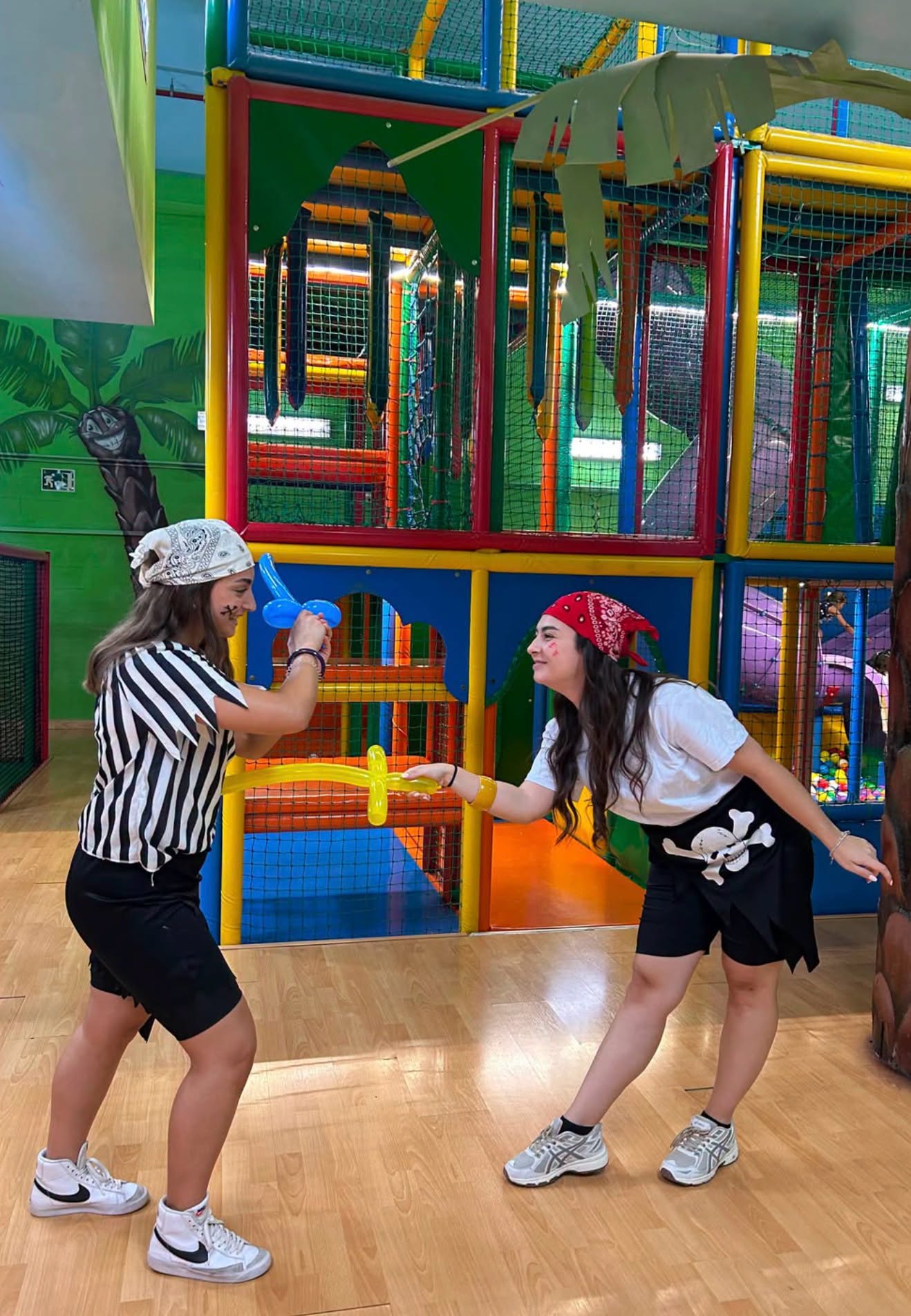 Diversión sin parar en nuestro parque infantil multiaventura